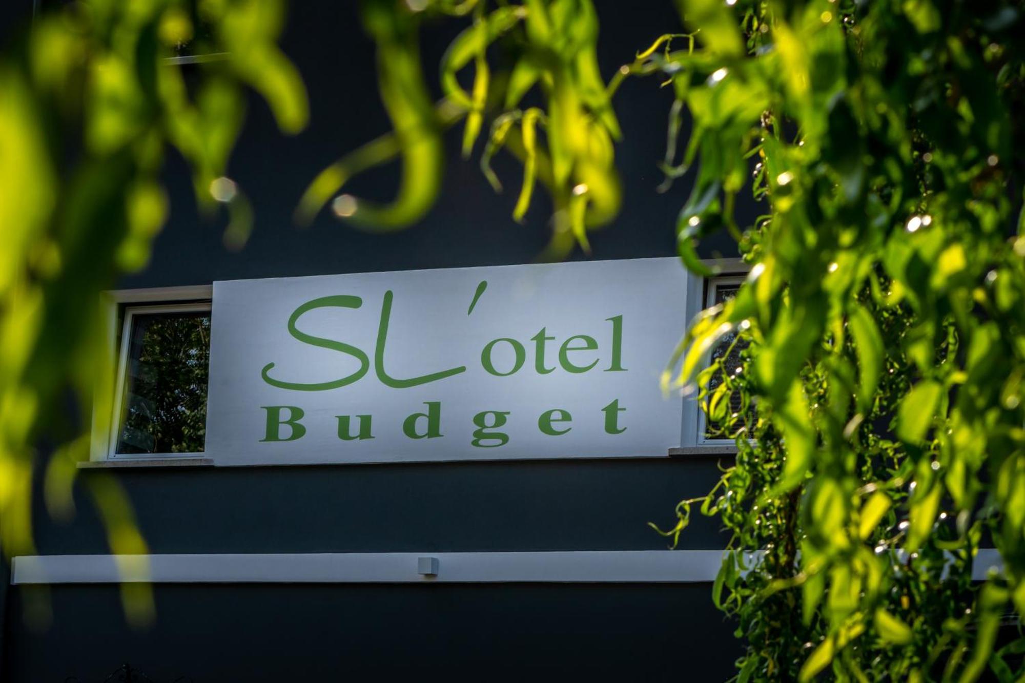 Sl'Otel Budget แบร์นบวร์ก ภายนอก รูปภาพ