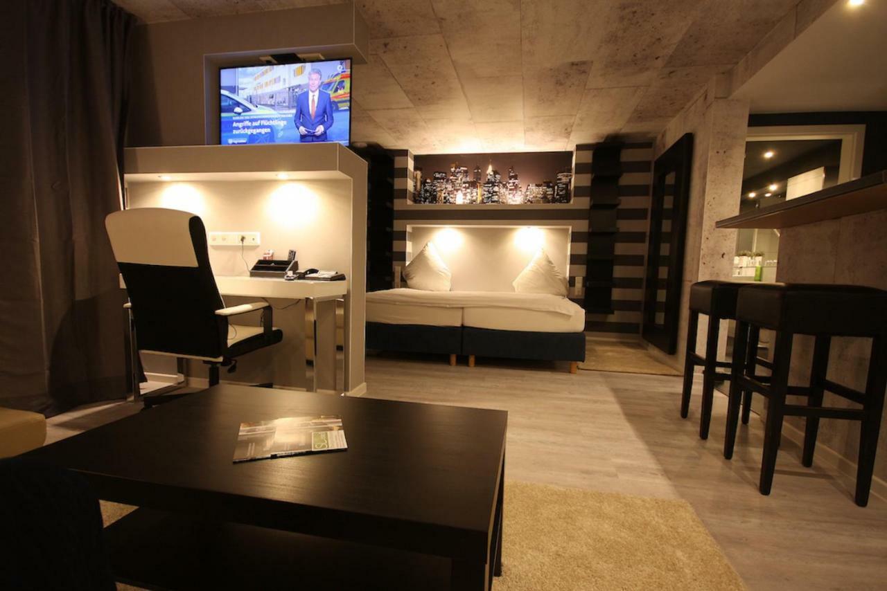 Sl'Otel Budget แบร์นบวร์ก ภายนอก รูปภาพ