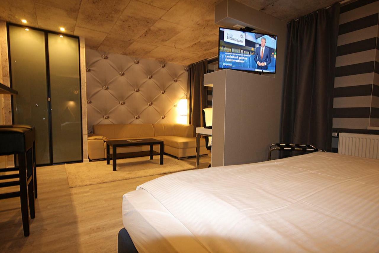 Sl'Otel Budget แบร์นบวร์ก ภายนอก รูปภาพ