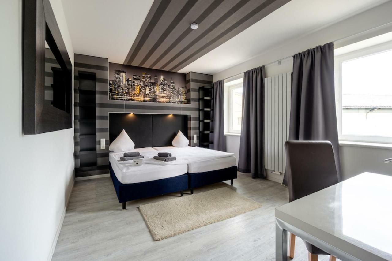 Sl'Otel Budget แบร์นบวร์ก ภายนอก รูปภาพ